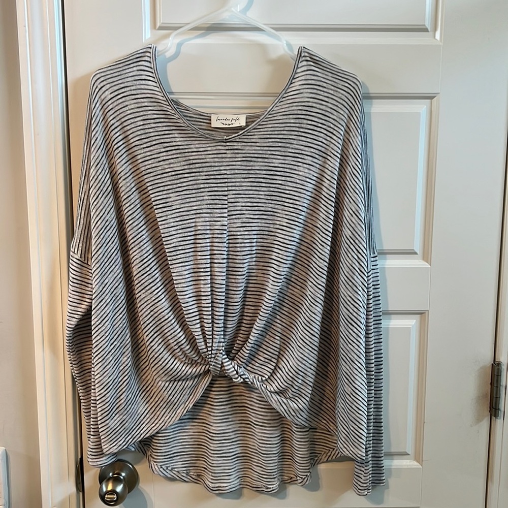 Striped long sleeve shirt with tie in the front
